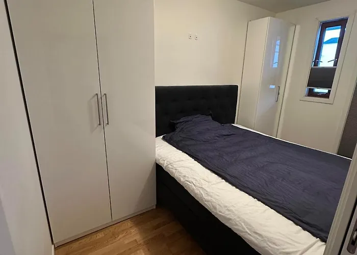 Downtown With 2 Bedrooms And Balcony Daire *